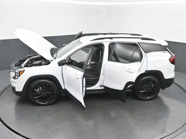 Used 2024 GMC Terrain SLE w/ Driver Convenience Package FWD image 63