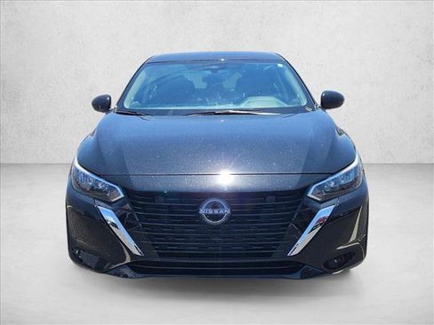 Used 2025 Nissan Sentra SV w/ Trunk Package FWD image 2