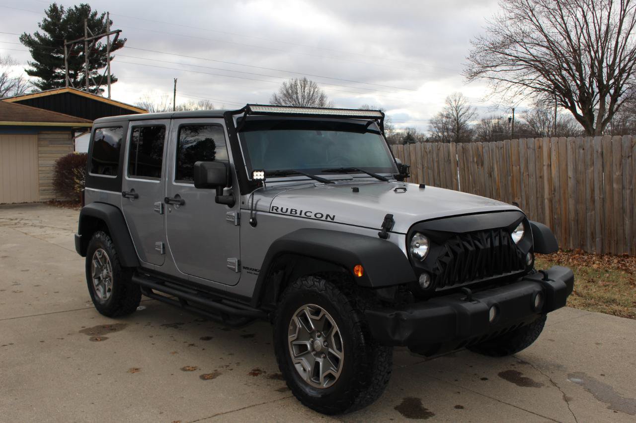 Used 2016 Jeep Wrangler Unlimited Rubicon AWD/4WD image 2