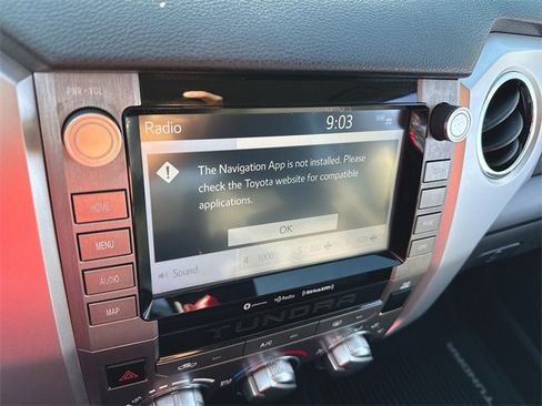 Used 2020 Toyota Tundra 4x4 CrewMax image 18