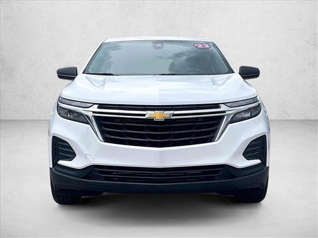 Certified 2023 Chevrolet Equinox LS w/ Driver Confidence II Package FWD image 3