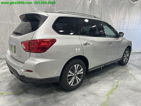 Used 2020 Nissan Pathfinder S AWD/4WD image 8