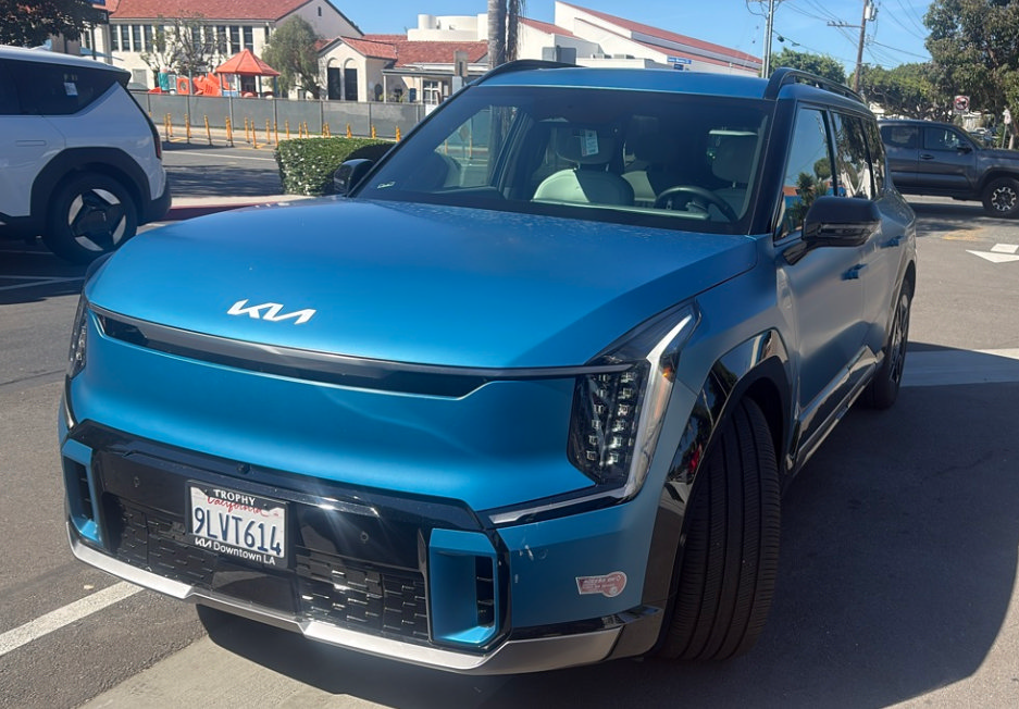 Used 2024 Kia EV9 GT-Line AWD/4WD image 1