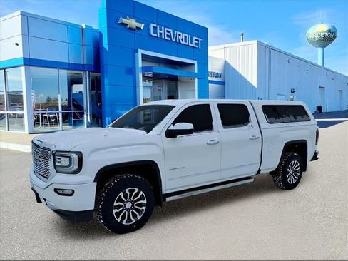 Used 2016 GMC Sierra 1500 Denali image 8