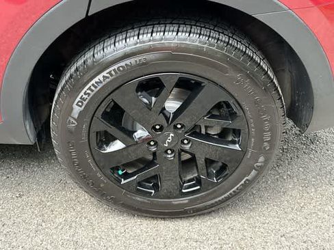 Used 2022 Kia Sorento S AWD/4WD image 5