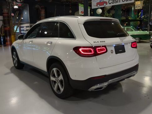 Certified 2022 Mercedes-Benz GLC 300 4MATIC w/ Multimedia Package Lite image 10