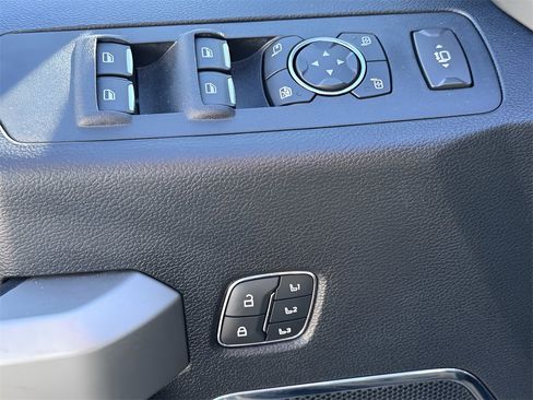 Used 2021 Ford F350 Lariat w/ Lariat Ultimate Package image 32