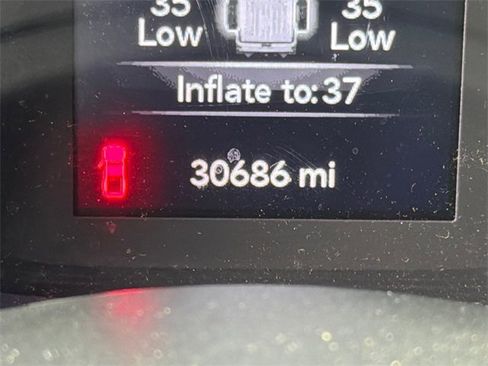 Used 2023 Jeep Gladiator Sport image 27