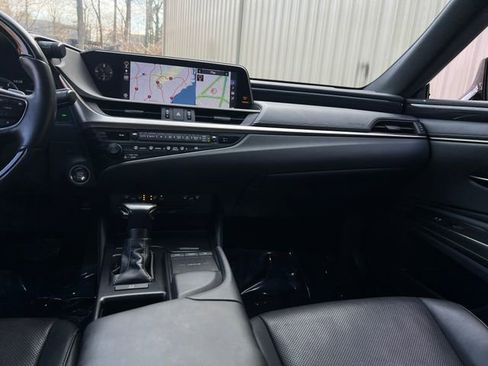 Used 2019 Lexus ES 350 w/ Premium Package image 14
