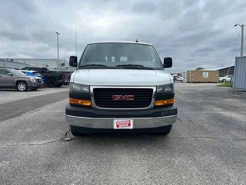 Used 2023 GMC Savana 2500 w/ Driver Convenience Package RWD image 9