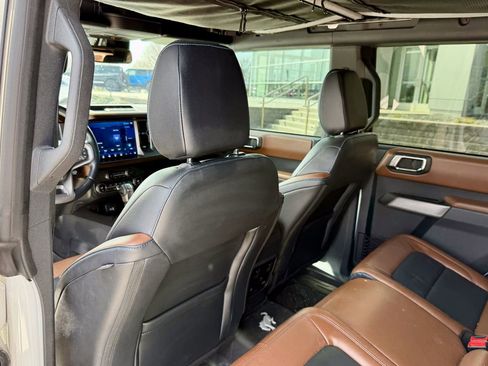 Used 2021 Ford Bronco Outer Banks image 12