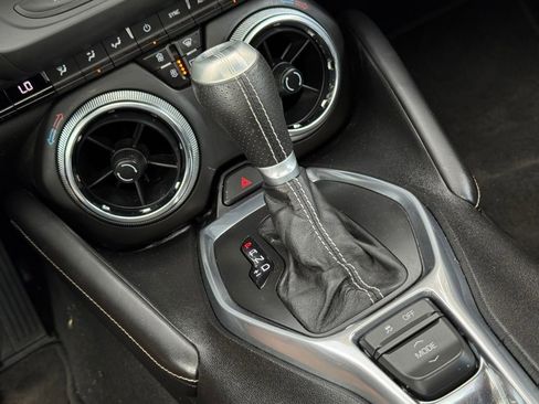Used 2016 Chevrolet Camaro SS RWD image 27