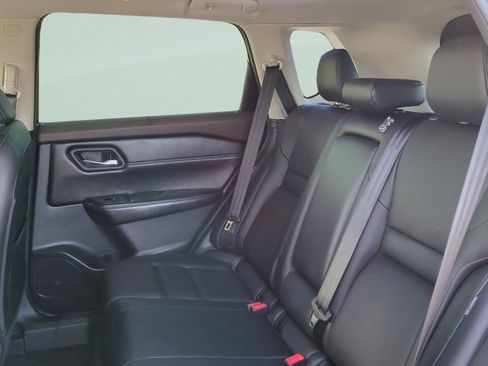 Certified 2023 Nissan Rogue SV w/ SV Premium B Package FWD image 10