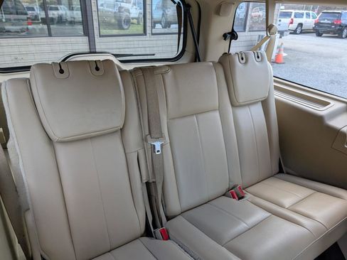 Used 2017 Ford Expedition EL Limited w/ Equipment Group 301A image 19