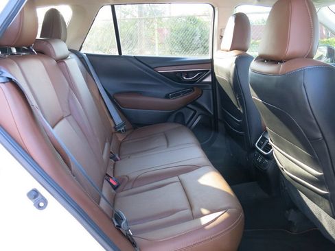 Used 2024 Subaru Outback Limited AWD/4WD image 16