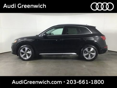 Used 2023 Audi Q5 2.0T Premium w/ Convenience Package AWD/4WD image 4
