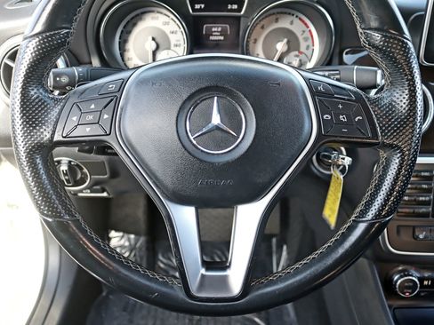 Used 2014 Mercedes-Benz CLA 250 4MATIC image 17