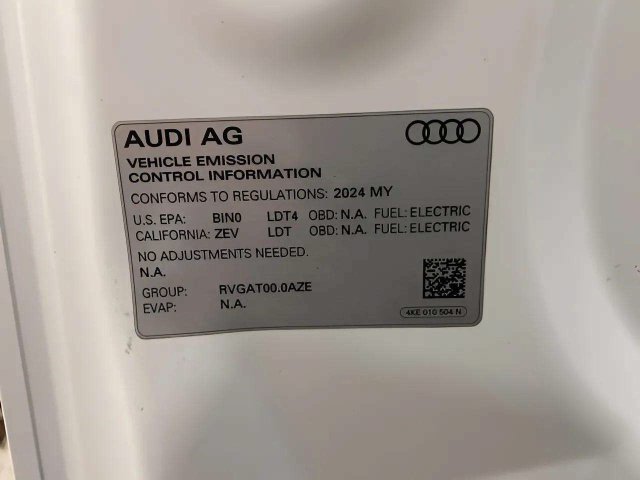 Used 2024 Audi Q8 e-tron Premium Plus w/ Premium Plus Package AWD/4WD image 93