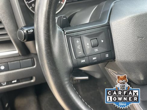 Used 2025 Nissan Rogue SV AWD/4WD image 25