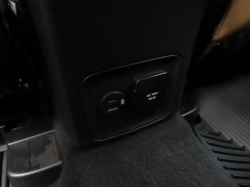 Used 2024 Ford Bronco Sport Outer Banks w/ Tech Package image 11