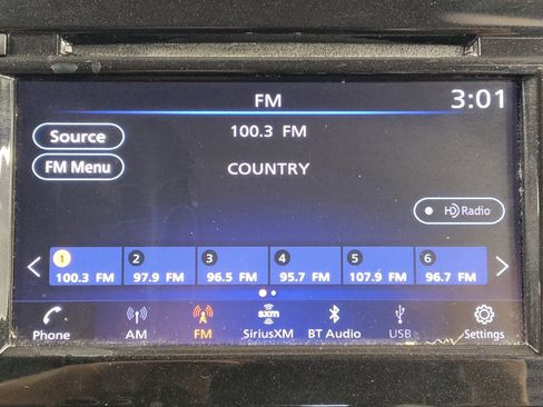 Used 2019 Nissan Rogue SL w/ Premium Package image 25