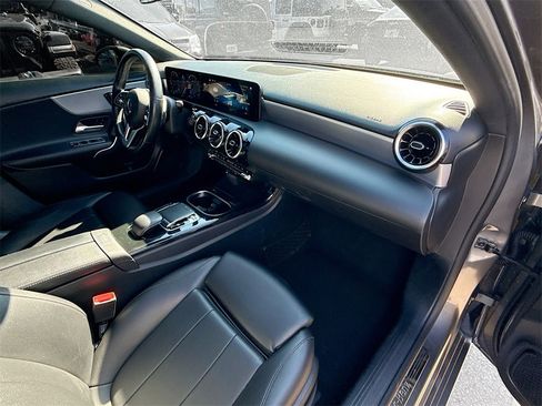 Used 2019 Mercedes-Benz A 220 4MATIC w/ Premium Package image 32