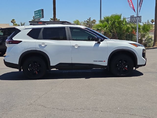 Used 2026 Nissan Rogue SV AWD/4WD image 5