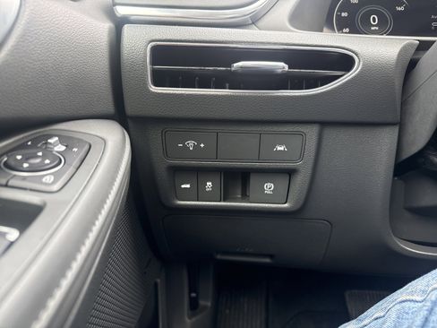 Used 2021 Hyundai Sonata Limited image 25