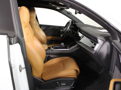 Used 2022 Audi RS Q8 AWD/4WD image 24