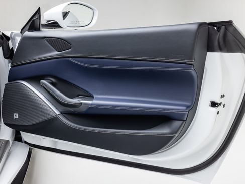 Certified 2023 Ferrari Portofino M RWD image 37