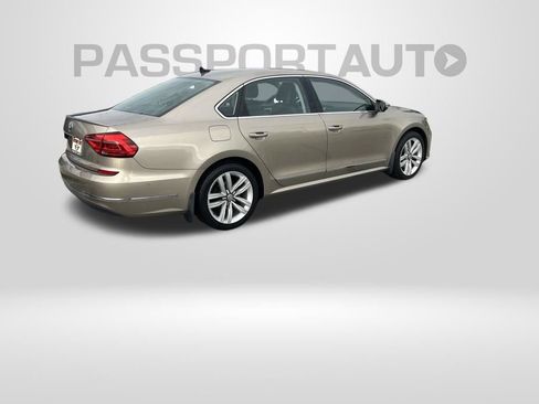 Used 2016 Volkswagen Passat 1.8T SEL Premium FWD image 8