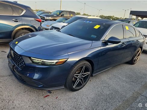 Used 2023 Honda Accord EX image 1