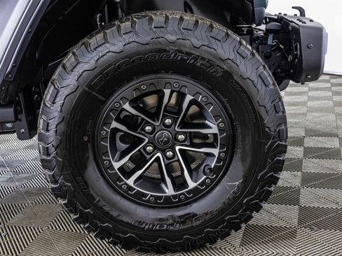 New 2026 Jeep Wrangler Unlimited Rubicon 392 w/ Dual Top Group AWD/4WD image 39