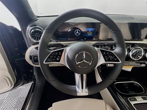 New 2026 Mercedes-Benz CLA 250 4MATIC image 10