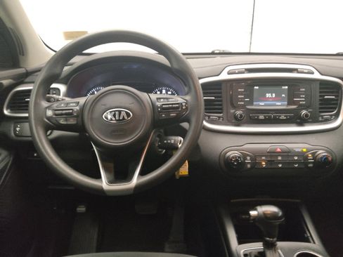 Used 2016 Kia Sorento LX AWD/4WD image 22