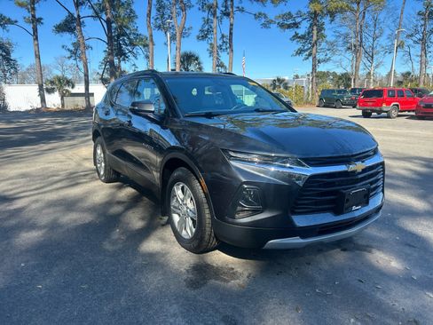 Used 2022 Chevrolet Blazer LT image 6