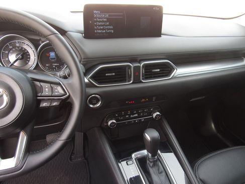 Used 2025 MAZDA CX-5 AWD 2.5 S w/ Preferred Package image 19