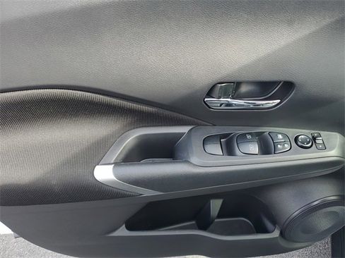 Certified 2023 Nissan Kicks SV image 20