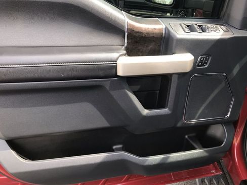 Used 2022 Ford F250 Lariat w/ Tremor Off-Road Package image 13