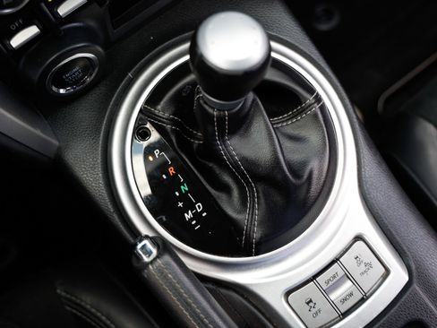Used 2019 Toyota 86 RWD image 40