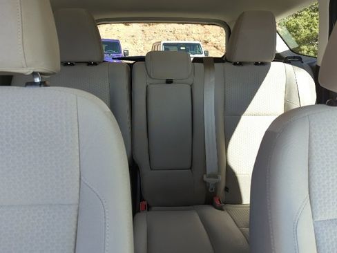 Used 2017 Ford Escape SE w/ Equipment Group 201A image 20