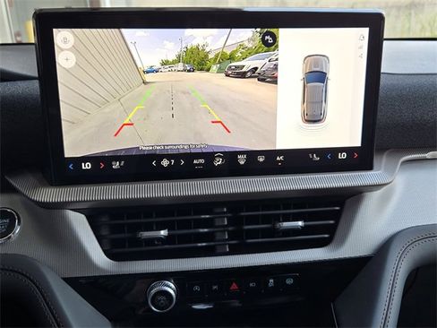 New 2025 Ford Explorer Active w/ Active Comfort Package image 14