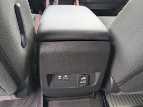 Used 2023 Nissan Frontier PRO-4X w/ Pro Convenience Package AWD/4WD image 18