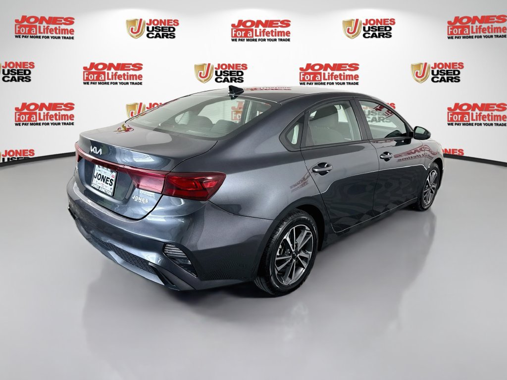 Used 2024 Kia Forte LXS FWD image 14