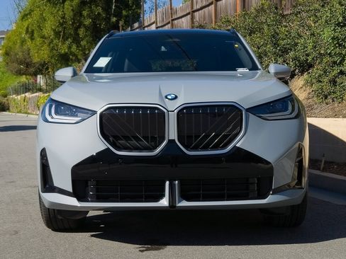 New 2026 BMW X3 xDrive30 w/ M Sport Package image 3
