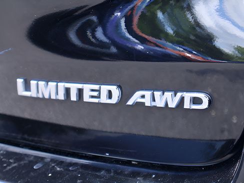 Used 2018 Toyota Highlander Limited Platinum AWD/4WD image 31