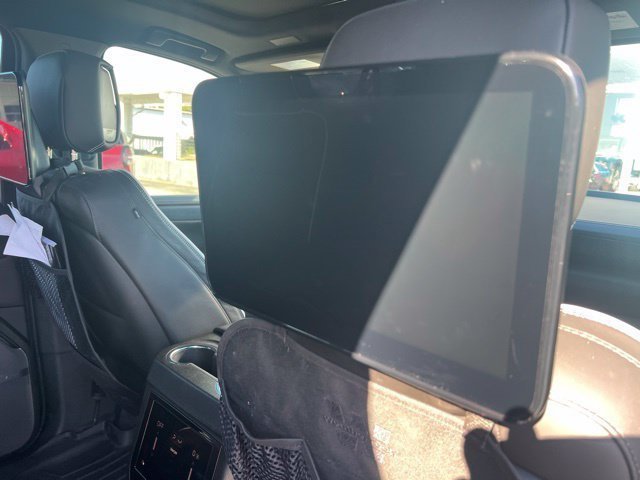 Used 2026 GMC Yukon XL AT4 Ultimate AWD/4WD image 25