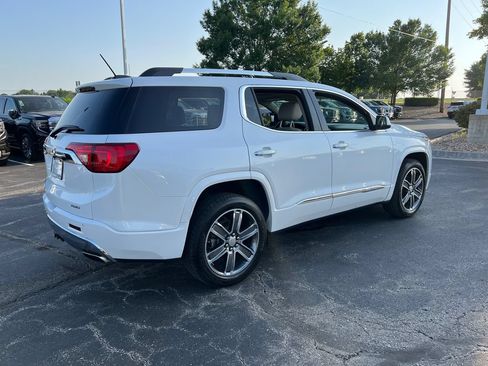 Used 2019 GMC Acadia Denali w/ Technology Package AWD/4WD image 8