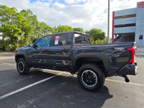 New 2026 Toyota Tacoma TRD Off-Road AWD/4WD image 9