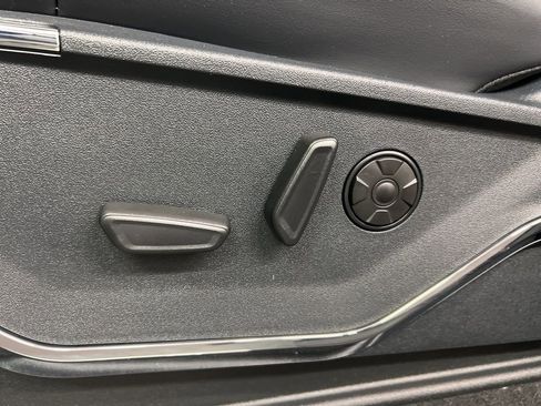 New 2026 Ford F250 Platinum image 31